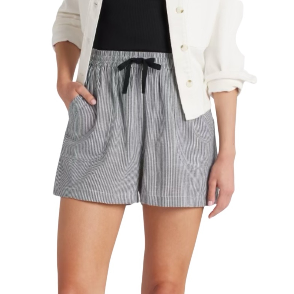 Dizzy Lizzy Gray and White Striped Women's High Waist Shorts